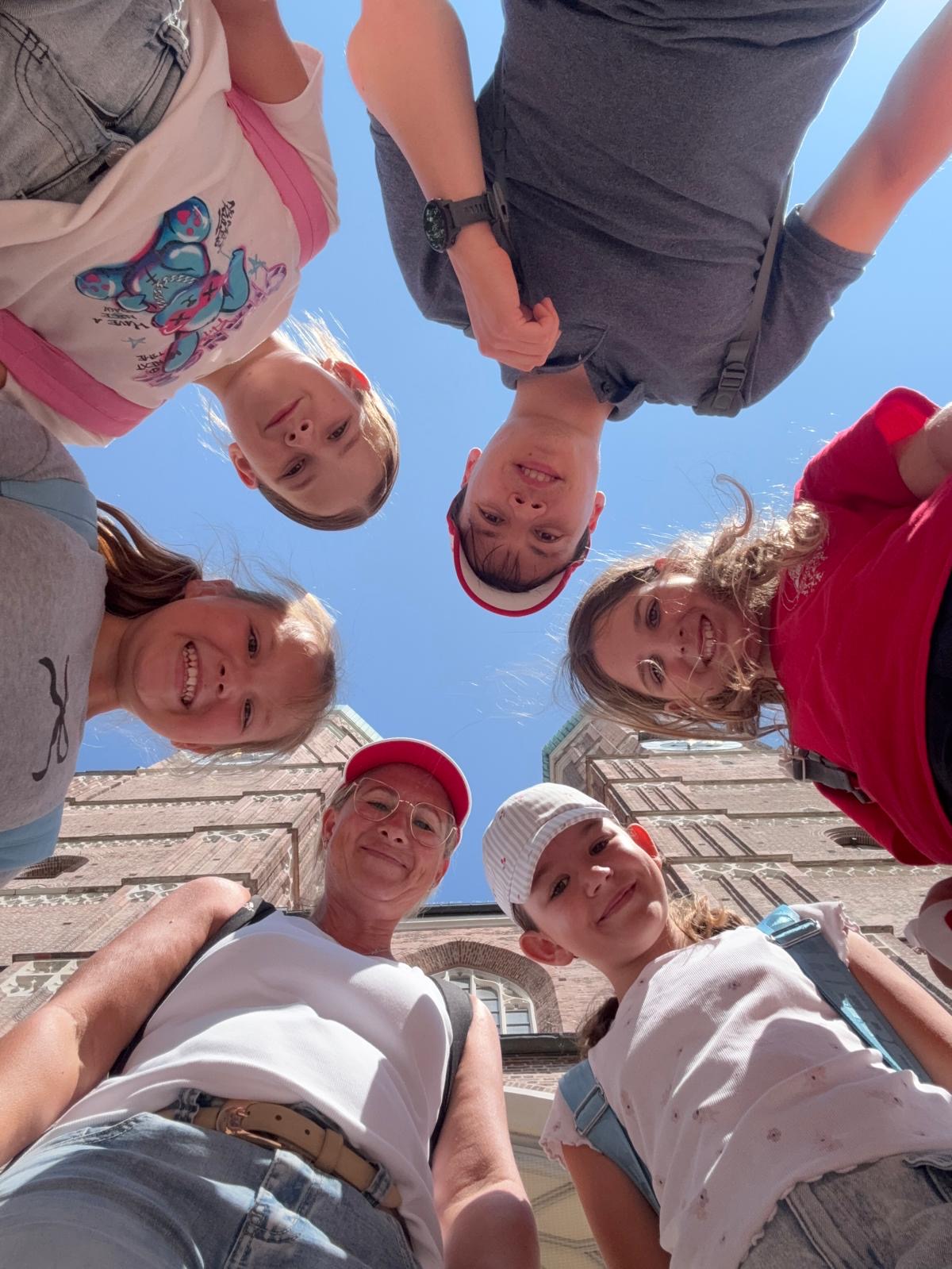 Fuss-Kopf Foto an Marienkirche München 2026
