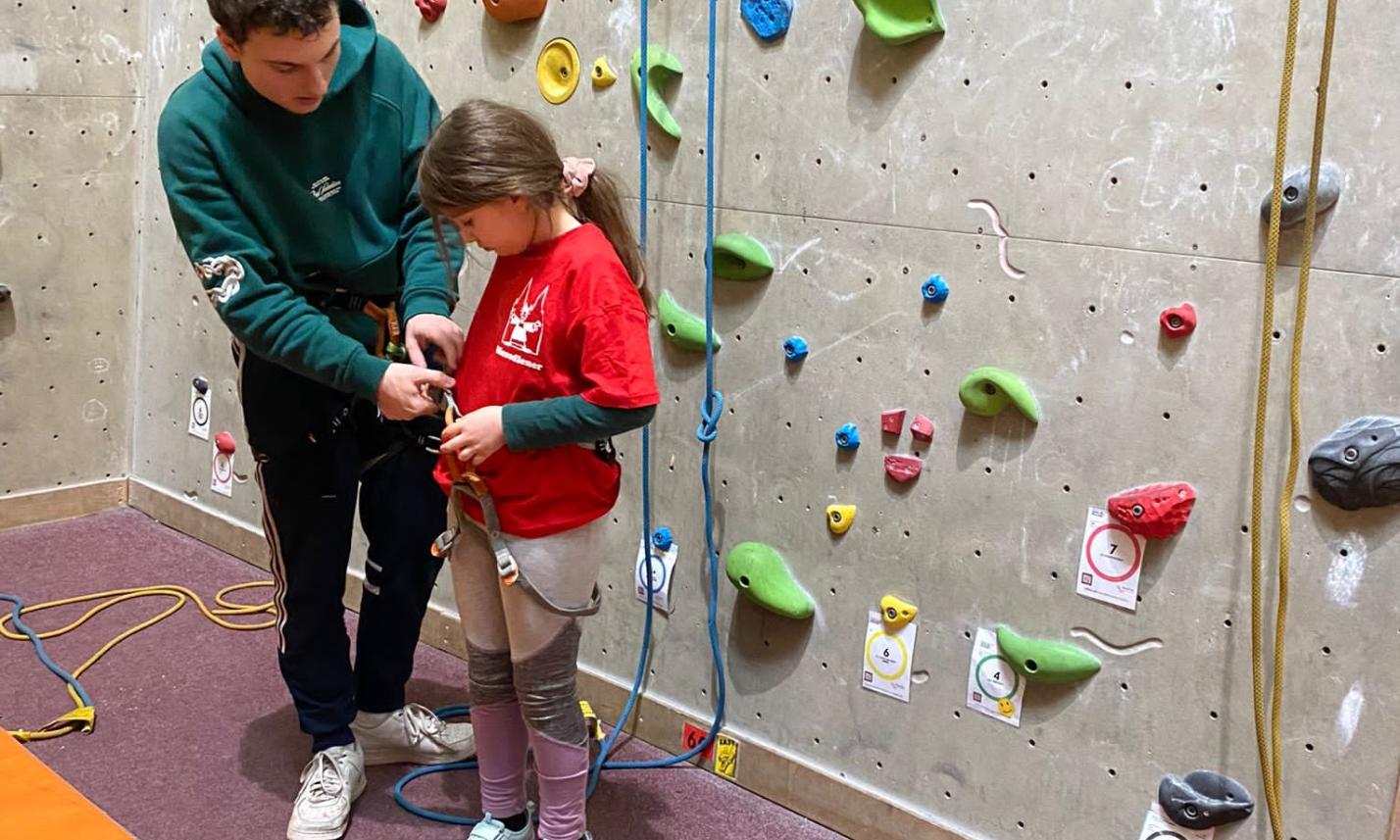 03 Richtiges Anlegen des Klettergurtes