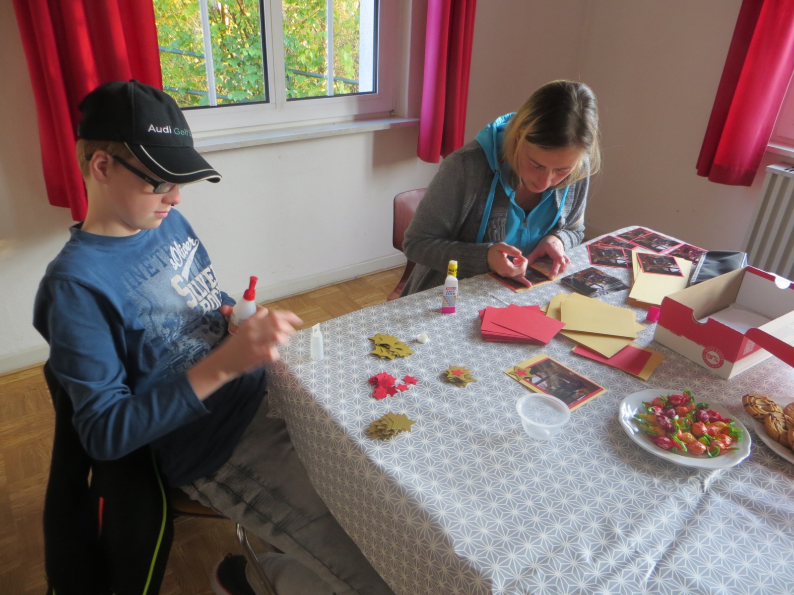 2021-10-28 Weihnachtskarten basteln 3