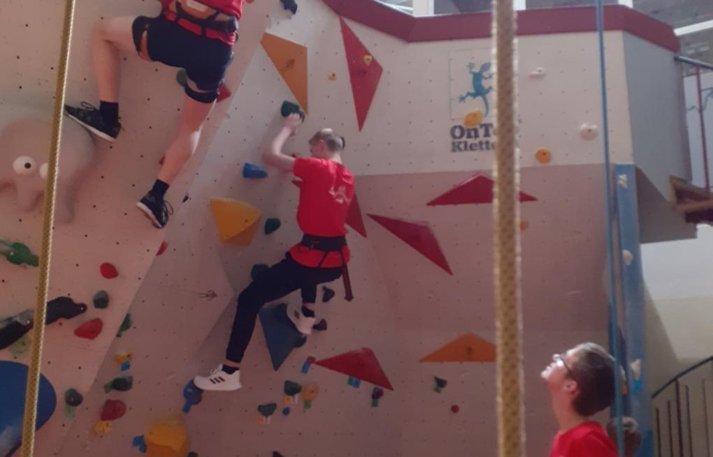 22 Zwischendurch etwas bouldern 1